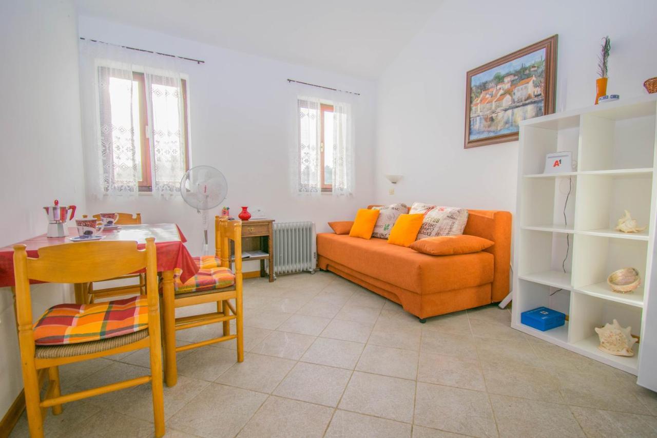 Holiday House Punta Blue & Orange 5M From The Sea, Island Cres Punta Križa Εξωτερικό φωτογραφία