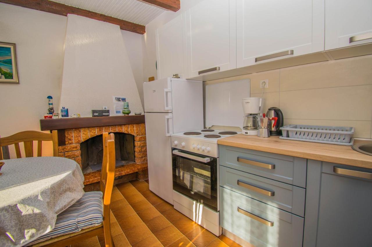 Holiday House Punta Blue & Orange 5M From The Sea, Island Cres Punta Križa Εξωτερικό φωτογραφία