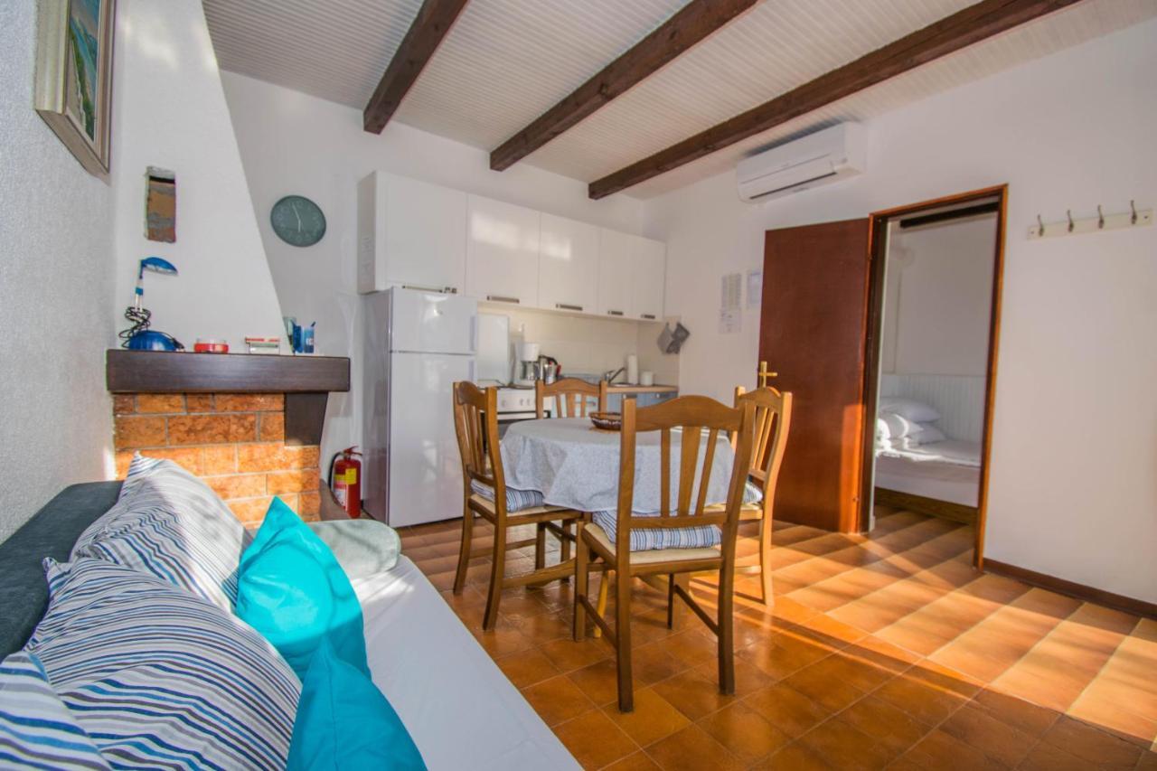 Holiday House Punta Blue & Orange 5M From The Sea, Island Cres Punta Križa Εξωτερικό φωτογραφία