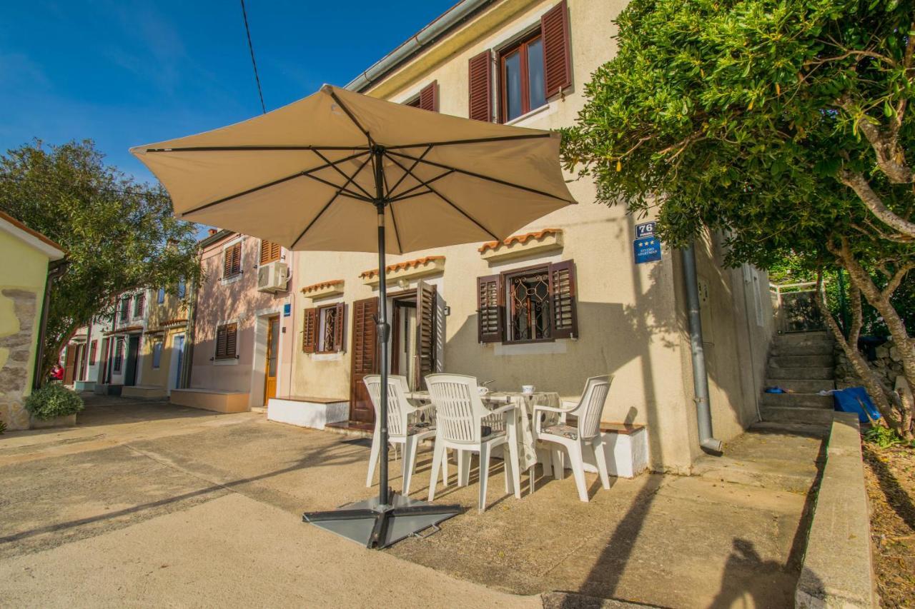 Holiday House Punta Blue & Orange 5M From The Sea, Island Cres Punta Križa Εξωτερικό φωτογραφία